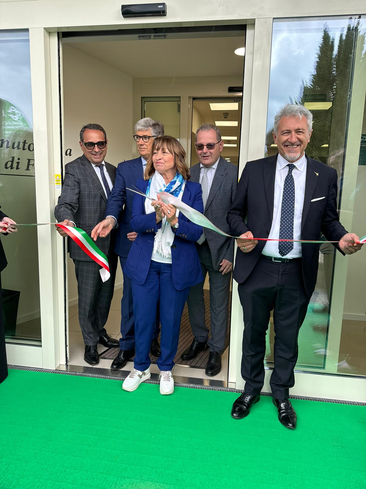 Inaugurata La Filiale Di Foligno Si Rafforza La Presenza Di Banca