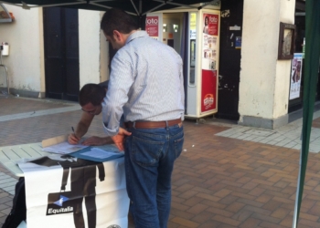 Casapound, pasta contro il carovita e firme per frenare Equitalia