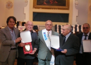 Bagnoregio, l’amministrazione comunale dona un defibrillatore e due corsi di formazione per il 55° anniversario dell’Avis