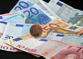 Nel preventivo 2012 tassa di soggiorno, parcheggi e lotta all’evasione fiscale. E la coperta è sempre troppo corta