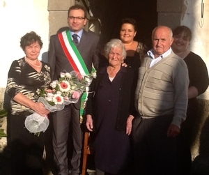 Bolsena. Grande festa per i 100 anni della signora Augusta Busacca