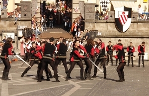 Sagra delle castagne. A Soriano nel Cimino il palio delle contrade