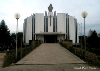 Le vetrate della chiesa di Ciconia