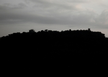 Overdose, i carabinieri indagano su una bottiglia trovata in un tombino