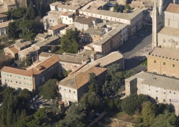 Ex ospedale in piazza Duomo. Continua il ragionamento