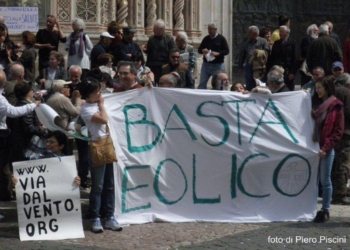 Basta eolico visto da Piero Piscini