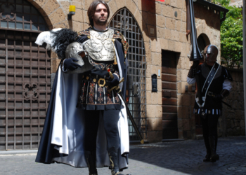 Corpus Domini. Archiviata la sfilata 2013 del corteo storico. Divide la nuova figura di Conestabile affidata a Emanuele Mazzi