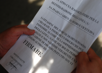 Cancellazione della linea A: turismo in subbuglio, ma protestano anche anziani, studenti e disabili