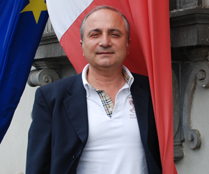 Gionni Moscetti entra in Consiglio e crea scompiglio