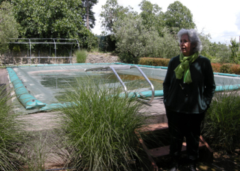 La piscina del sindaco. Lady Concina potrebbe trasformarla in un bel roseto