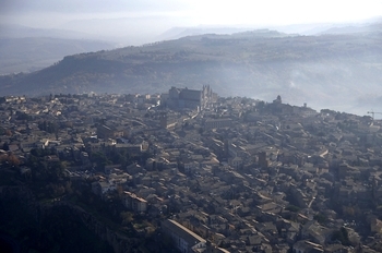 Tu che ne dici? La nuova rubrica di Franco Raimondo Barbabella e Pier Luigi Leoni