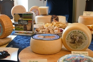 “L’Umbria dei Formaggi”: la prima guida completa è stata presentata nella sede della Camera di Commercio di Perugia