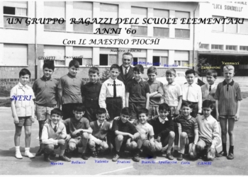 Il maestro Piochi e una sua classe