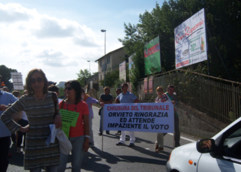 Per difendere il Tribunale, sit-in di protesta ai cancelli del casello A1 di Orvieto e sull’Amerina
