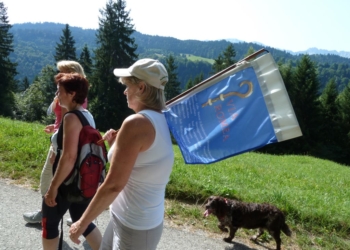 CAMMINATORI TEDESCHI SULLA VIA ROMEA DI STRADE NELL’ORVIETANO
