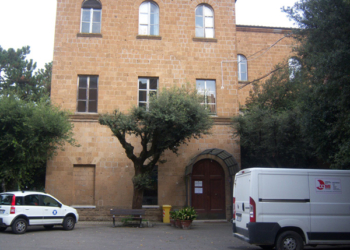 Si allaga la palazzina comando della ex Piave, sede provvisoria del Liceo Artistico, studenti a casa