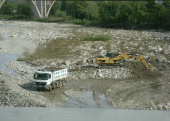 Giù le mani dal Tevertino