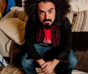 CAPAREZZA ALL’UMBRIA FOLK FESTIVAL