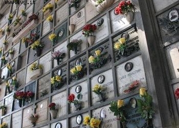 Realizzazione di un edificio loculi nel cimitero in località Capretta