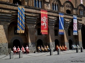 Si cercano foto e video del Corpus Domini