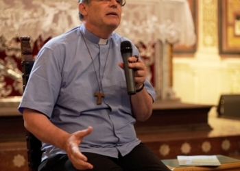 Orvieto stringe la mano alla Terra dei Fuochi: la battaglia di Don Maurizio Patriciello raccontata al Festival di Arte e Fede