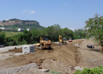 Complanare, il cantiere riaprirà ad agosto