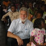 Un piccolo orfanatrofio in Camerun de “Il Mantello”