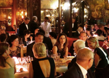 I vini Cardèto nella Rue Royale di Parigi per la “Selection d’Italie” di Pierre Cardin