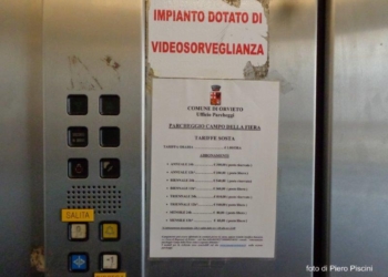 Parcheggio Campo della Fiera. Un po’ di degrado facile da rimuovere