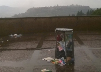 Belvedere. Un biglietto da vista triste e sporco