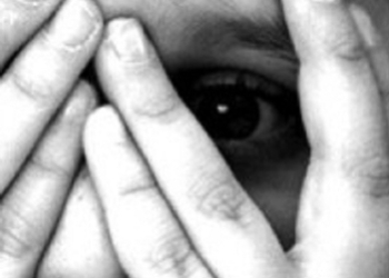 Molesta minorenni vicino a scuola: arrestato 75enne a Orvieto