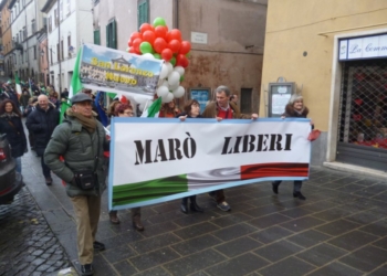 Acquapendente. Grande successo per la manifestazione in sostegno di Salvatore Girone e Massimiliano Latorre