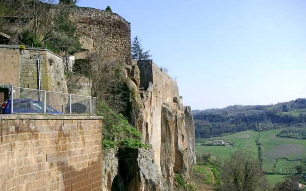 Nuovo piano degli interventi di manutenzione straordinaria della Rupe