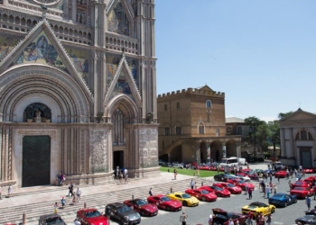 “Ferrari Cavalcade” a Orvieto