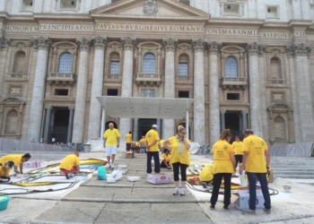 Orvieto in fiore e gli infioratori di Bolsena da papa Francesco