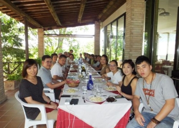 Incontro con gli allievi dei Corsi di Castel Viscardo: uniti dalla musica tra suggestioni orientali e tipica italianità