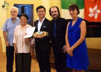 AL TENORE WESLEY LAM IL PREMIO “VOCE RIVELAZIONE 2015”