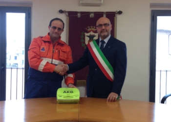 Dalla Misericordia di Montegabbione un defibrillatore al Comune di Fabro