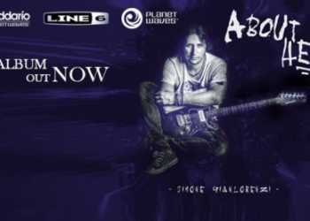 Simone Gianlorenzi in concerto sul palco del Planet Club di Roma