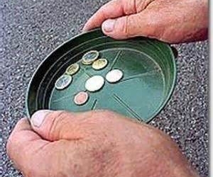 OPINIONI DEL LUNEDÍ del 22 febbraio 2016 n. 28