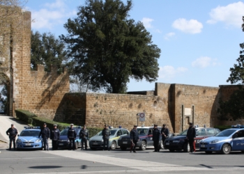 Microcriminalità, commercio abusivo e accattonaggio: 42 le persone identificate