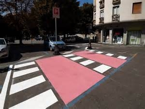 Vergaglia vuole più parcheggi rosa. «Una particolare attenzione alle future mamme od ai genitori di bimbi piccoli»