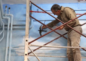 Nel carcere di Orvieto “sboccia” la primavera con il secondo murale realizzato da Salvatore Ravo e dai detenuti