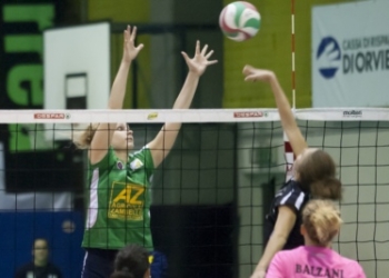 Disco rosso per la Zambelli Orvieto sul rettangolo di Montale Rangone