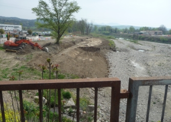 Val di Paglia, terza cartolina: la riva sinistra a valle del ponte dell’Adunata. Realizzare e manutenere