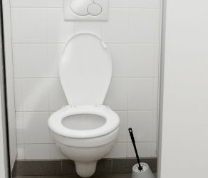 Bagno chiuso a piazza Duomo, Luciani ci fa un interventino FB