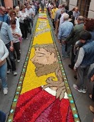 Bolsena festeggia la ricorrenza del  Corpus Domini con le tradizionali infiorate