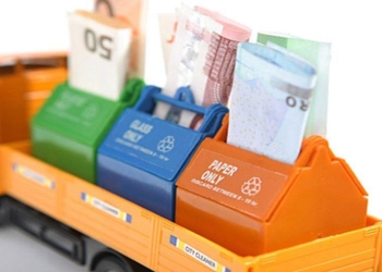 Cittadino beffeggiato: “Pago il doppio per un servizio porta a porta che non mi è erogato”