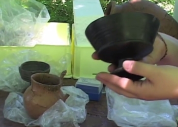 Scavi Crocifisso del Tufo, vengono alla luce nuovi reperti