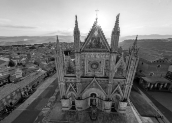 Orvieto dall’alto vista in Bianco e Nero